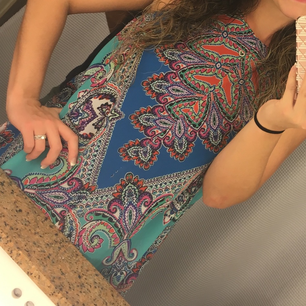 Flowy asymmetrical Paisley dress